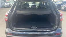 Nissan Qashqai 1.3 DiG-T Tekna 5dr Petrol Hatchback